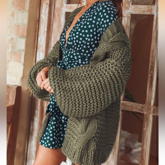 Chunky Knit Olive Green Sweater - Picture 2 of 4